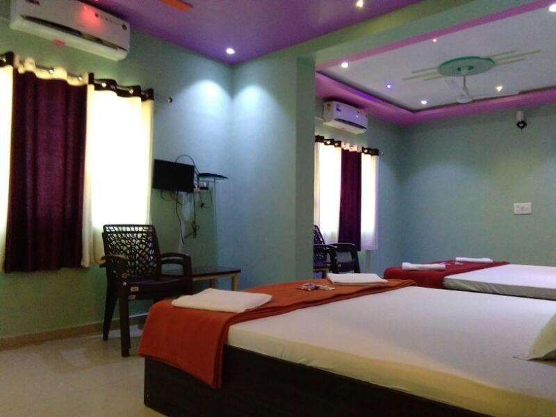 Hotel Krisha Daman Exterior photo